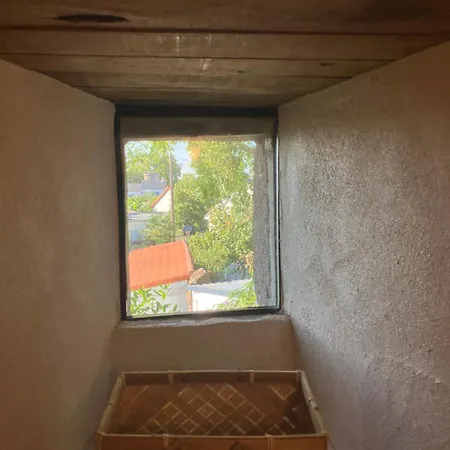 Vieux Moulin A Vent De 400 Ans Rehabilite